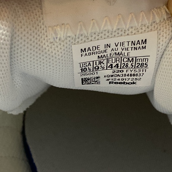 Reebok Classic Harman Run S “PRIDE" RAINBOW/WHITE, Porcelain - Picture 12 of 12